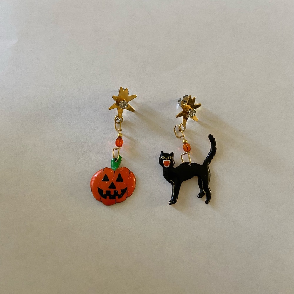 Lunch at the Ritz Halloween Earrings.